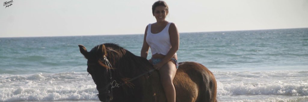Laurabecerra_'s profile banner image