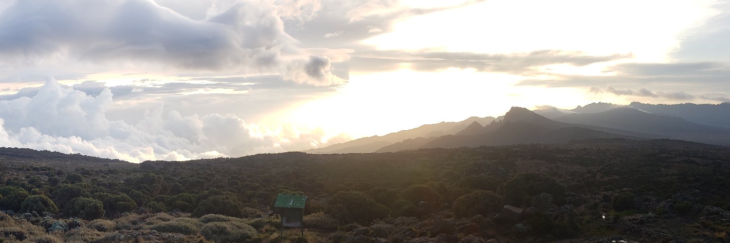 CourtneyDubbbs's profile banner image