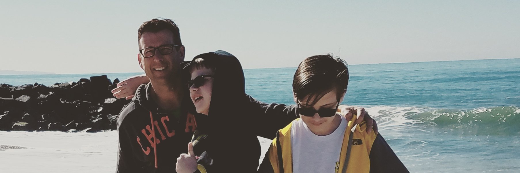 D2our's profile banner image