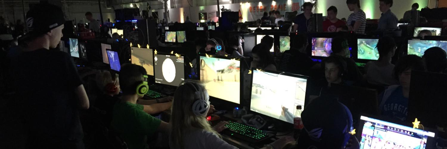 tom_veryday's profile banner image