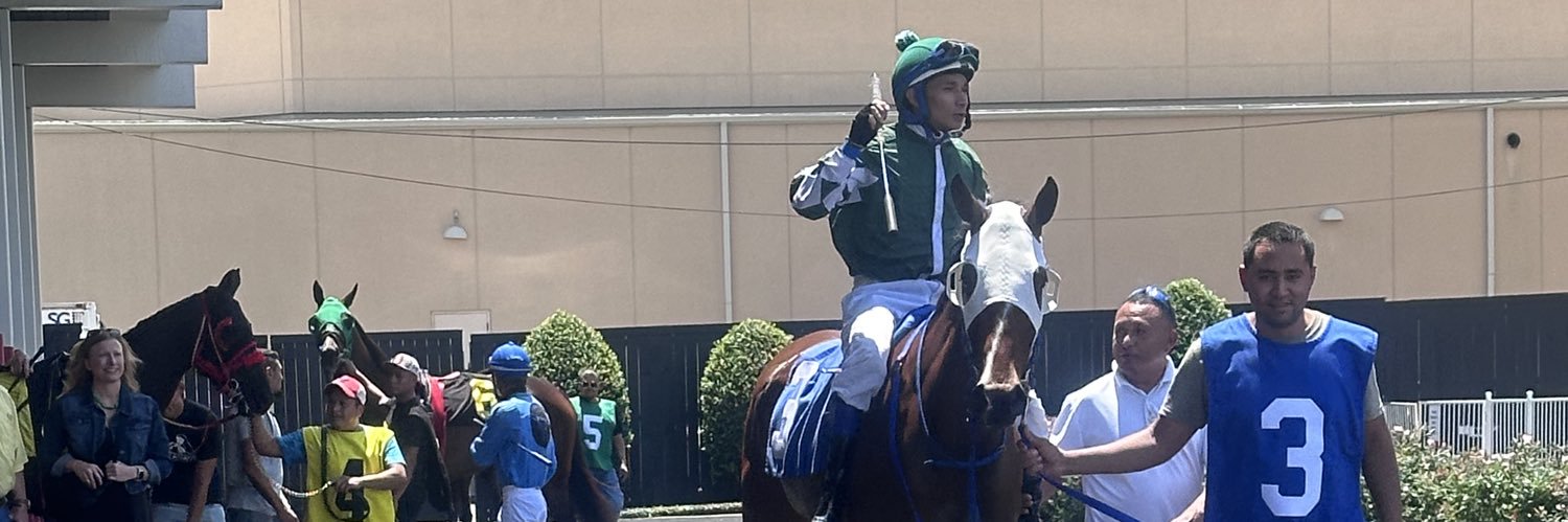 Roxanne Tanner banner