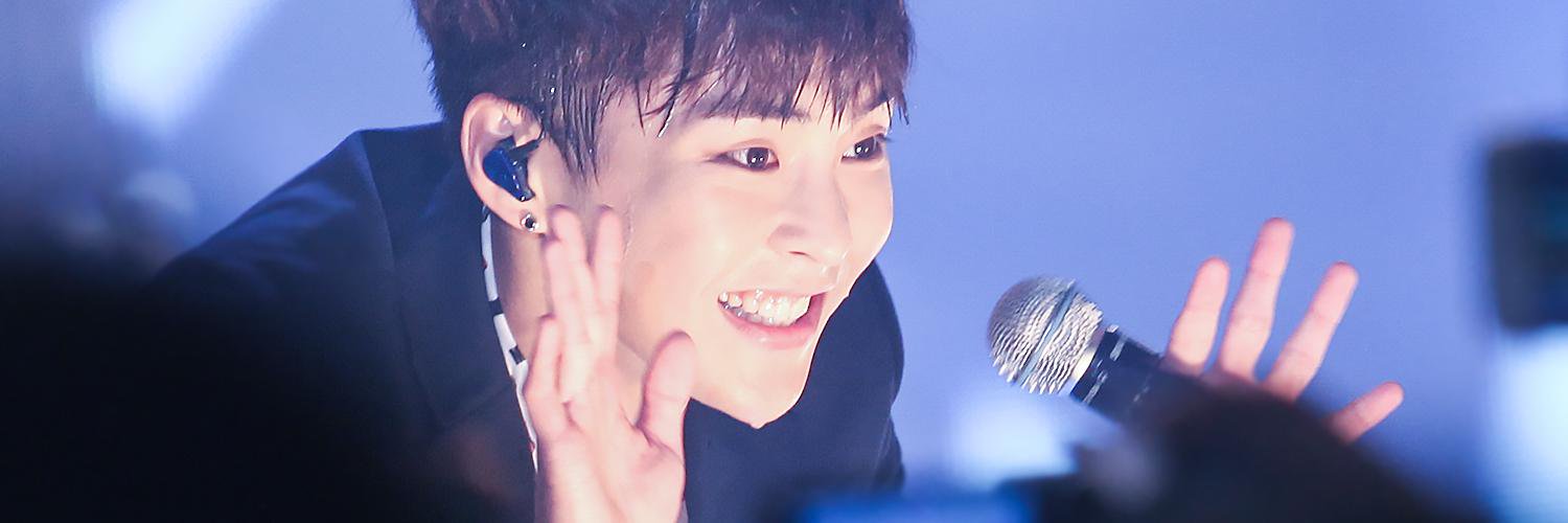 sweatingkidols's profile banner image