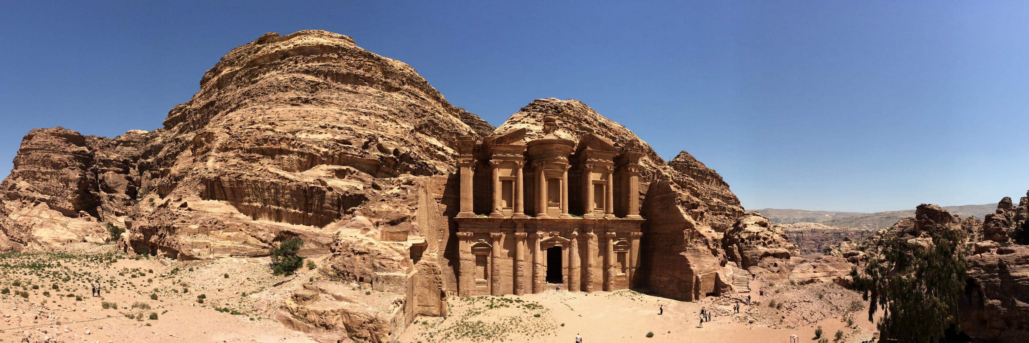 Mohammed J. Razem banner