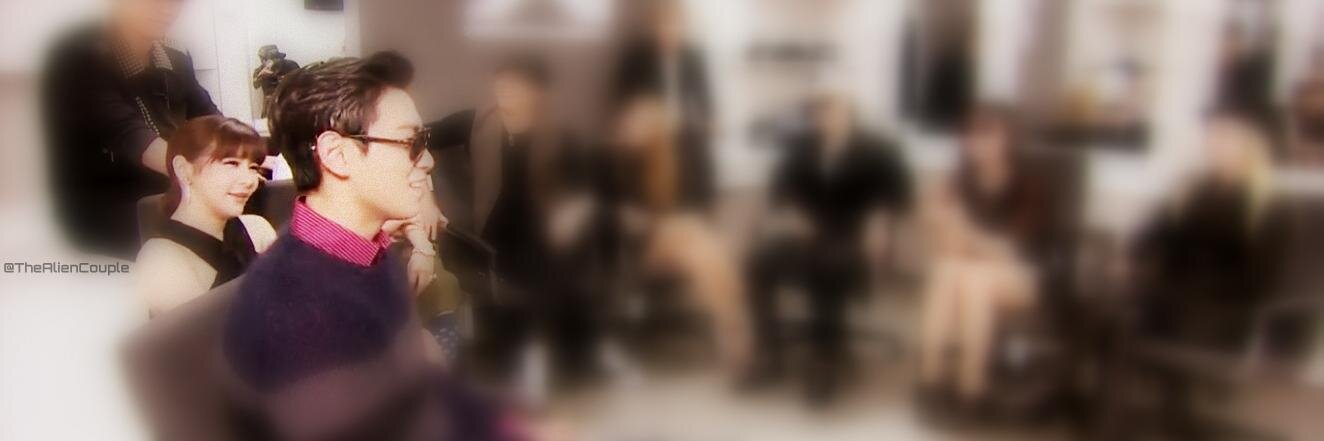 TheAlienCouple's profile banner image