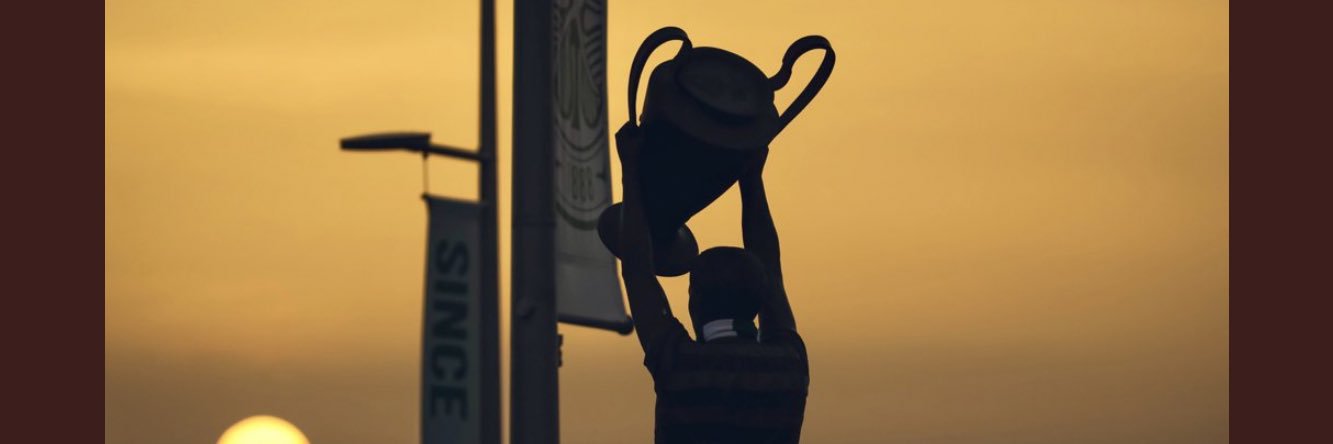 29_Macker's profile banner image