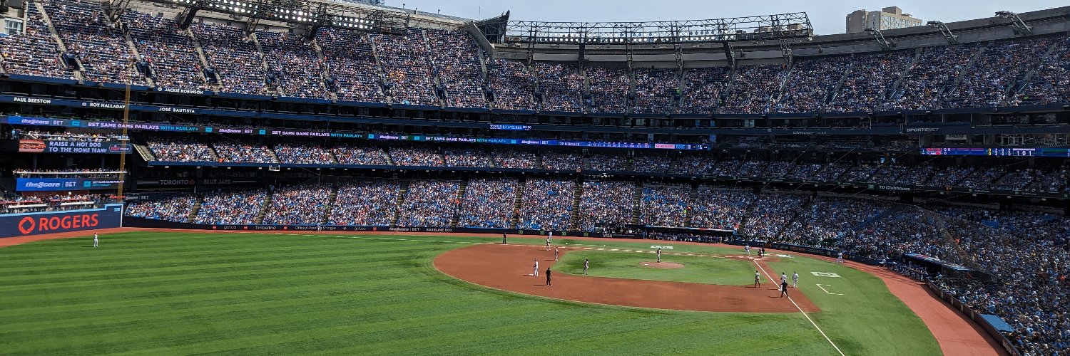 Kris McCusker (she/her) banner