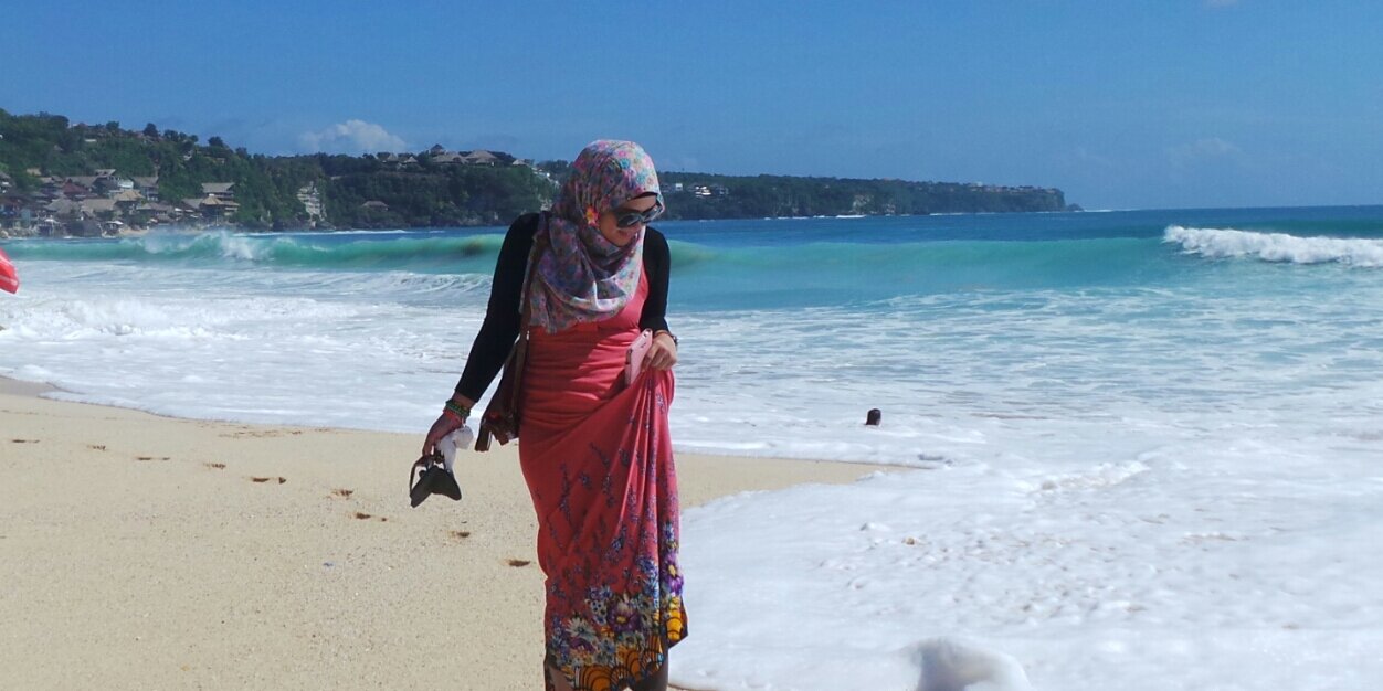 Indah Amelia banner