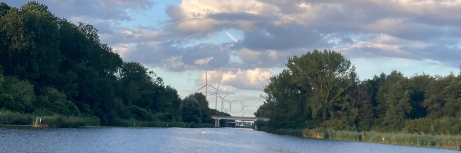 DikkertjeeDap's profile banner image