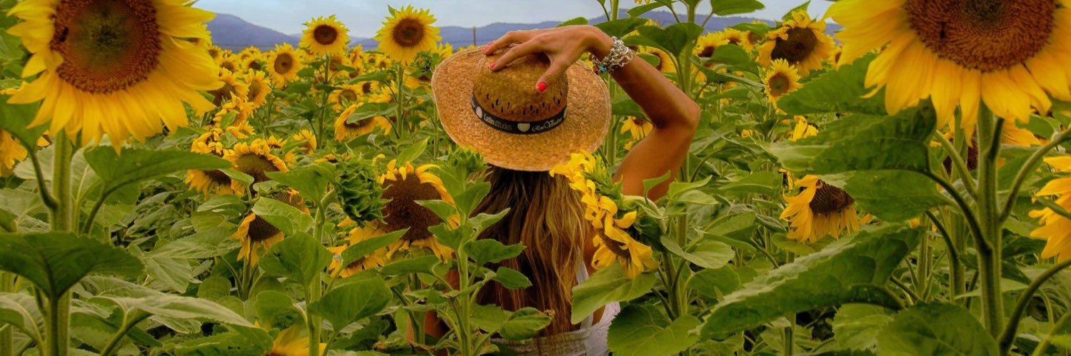 CarmeMusquera's profile banner image