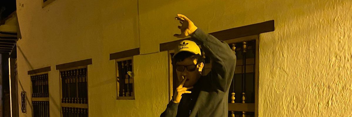 hola_hello_'s profile banner image