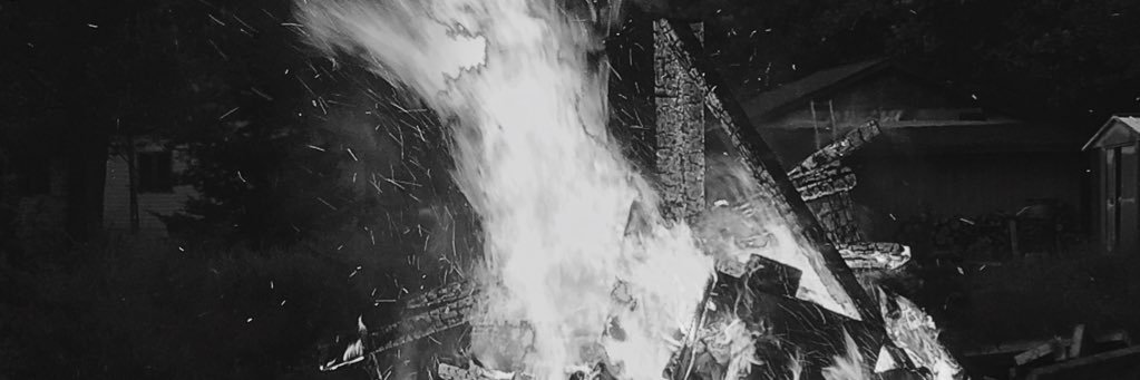 Ellen_MacRae's profile banner image