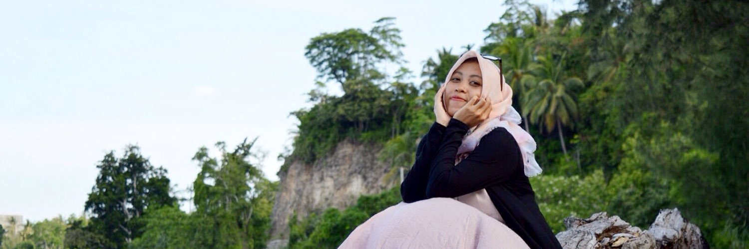chachacing93's profile banner image