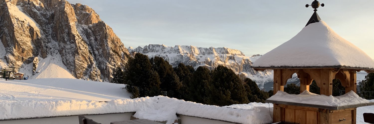 edoardoqua's profile banner image