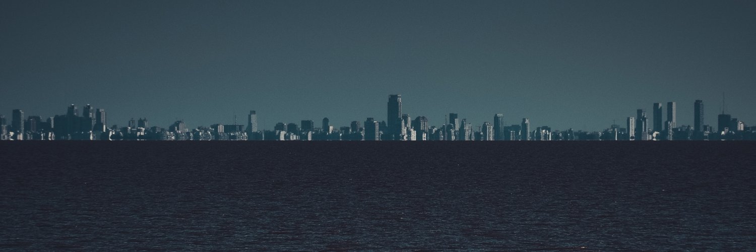 anajugob's profile banner image