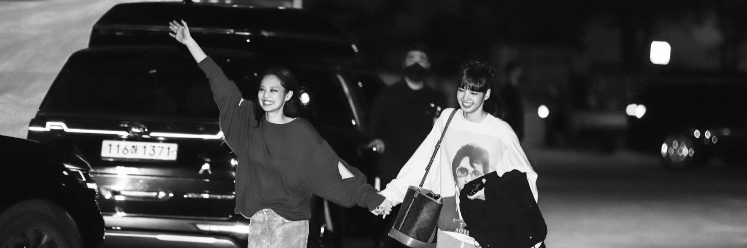 1994🐳's banner