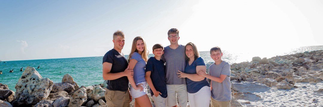 Anne_LaBelle78's profile banner image