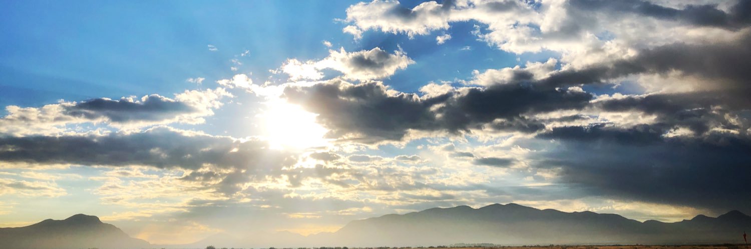 LaraCheca's profile banner image