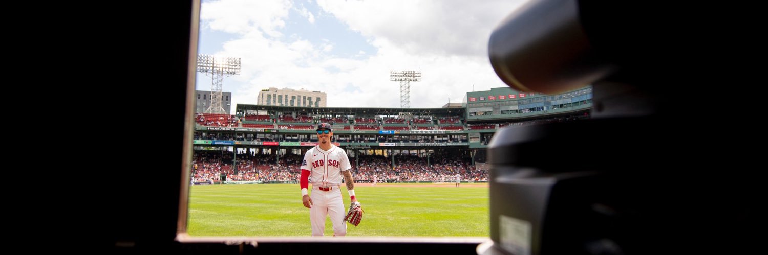 imsoblushing🪽 banner