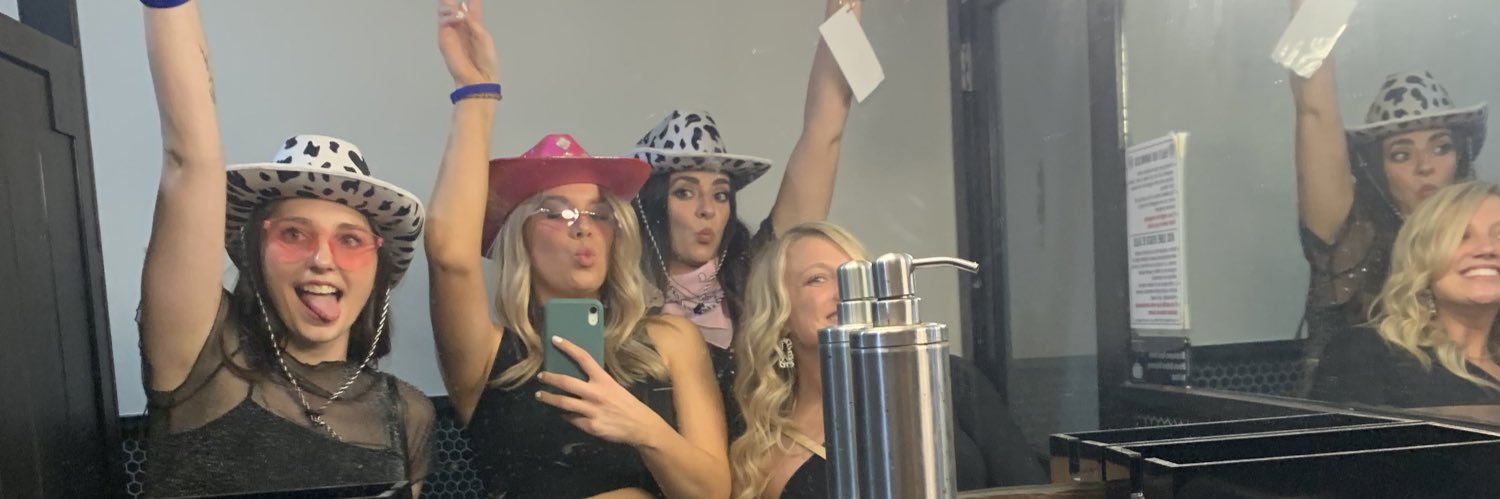 moriahhoeppner's profile banner image