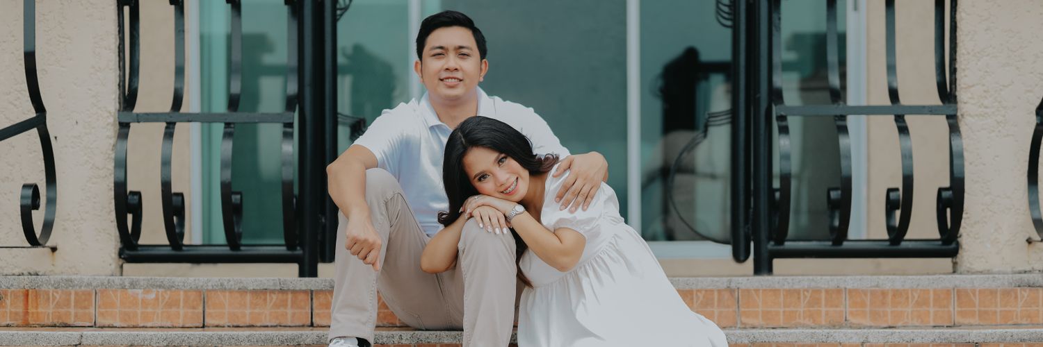 arnieegee's profile banner image