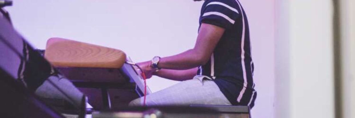 dappermusician's profile banner image
