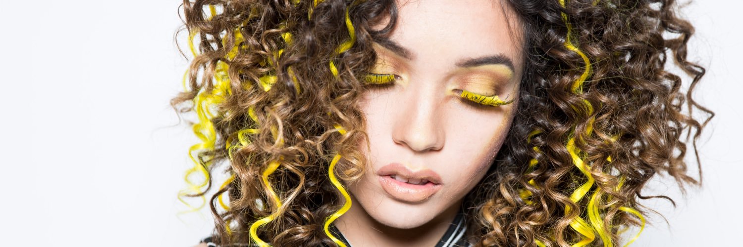 salonink's profile banner image