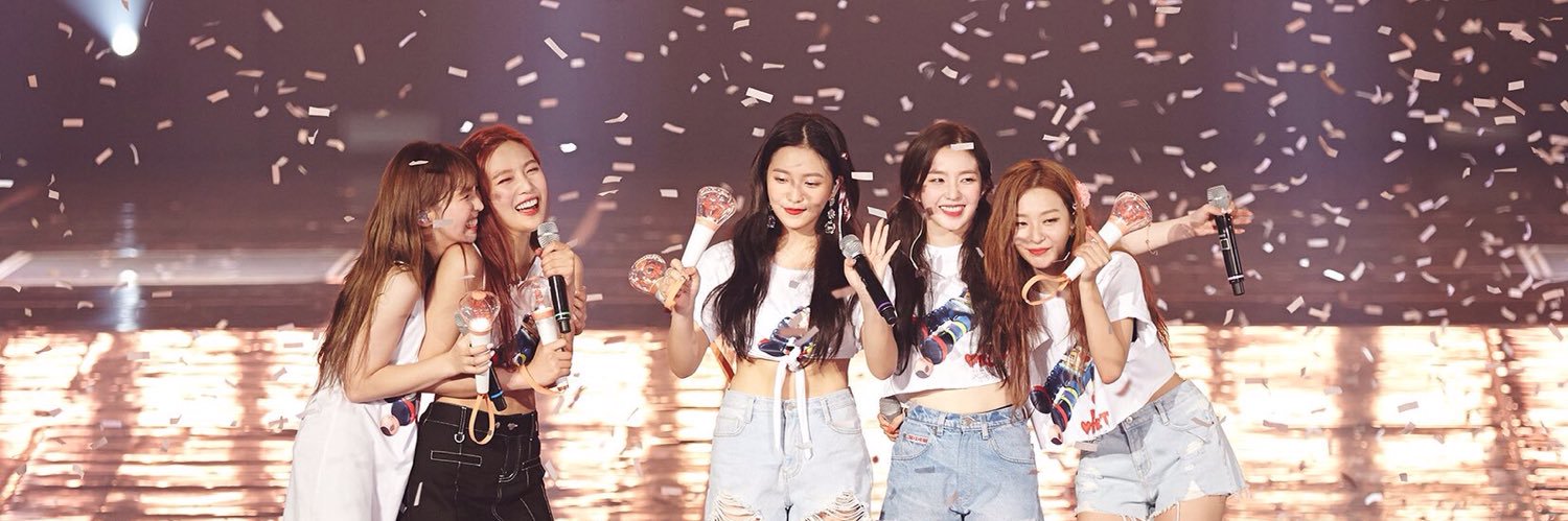 Ellewowwh's profile banner image