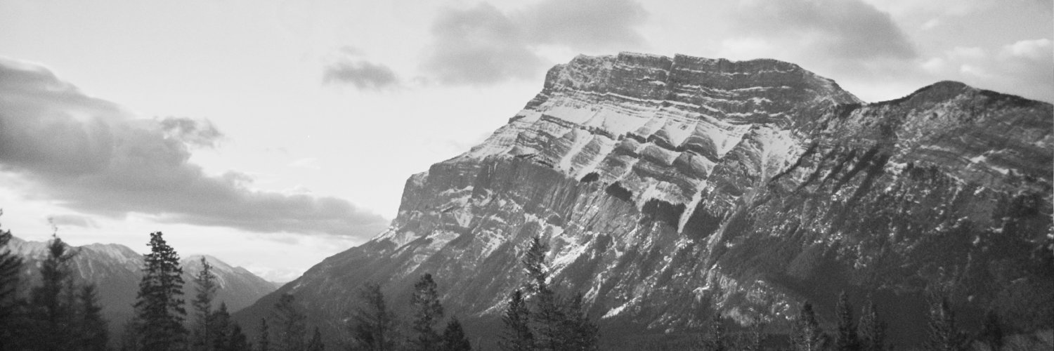 cakeandbarlow's profile banner image