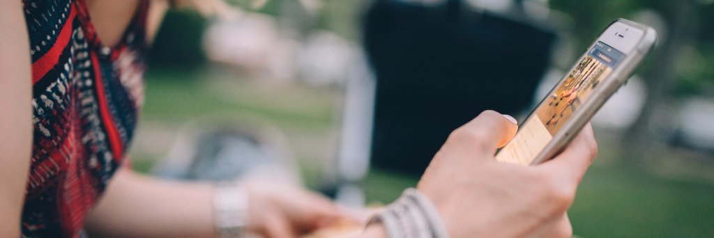 SocialNewsFlash's profile banner image