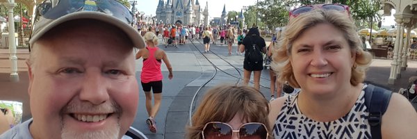 rrowe62 Profile Banner