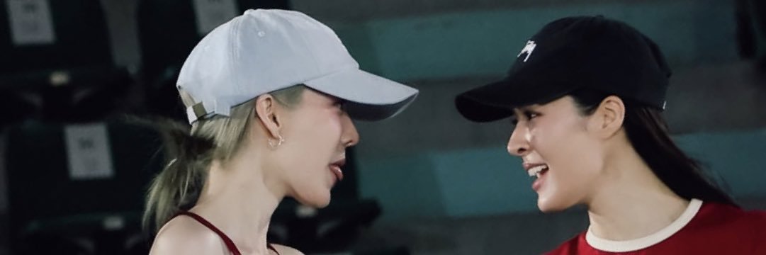 แมวดำขี้อ้อน banner