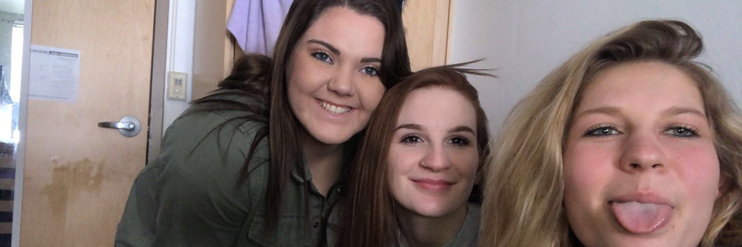 MoellerKaylie's profile banner image