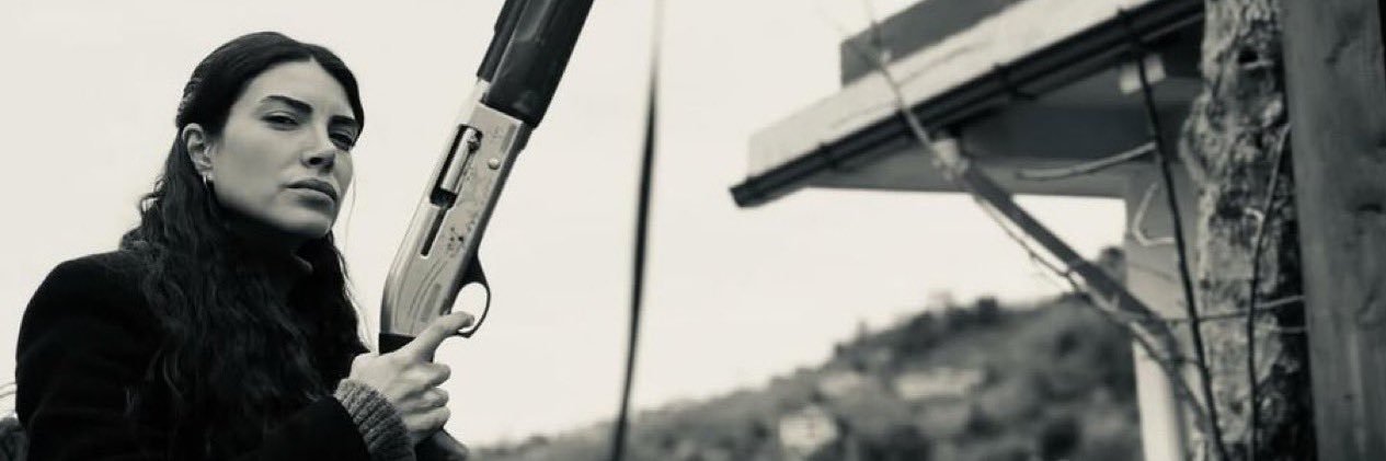 ari_giova10's profile banner image