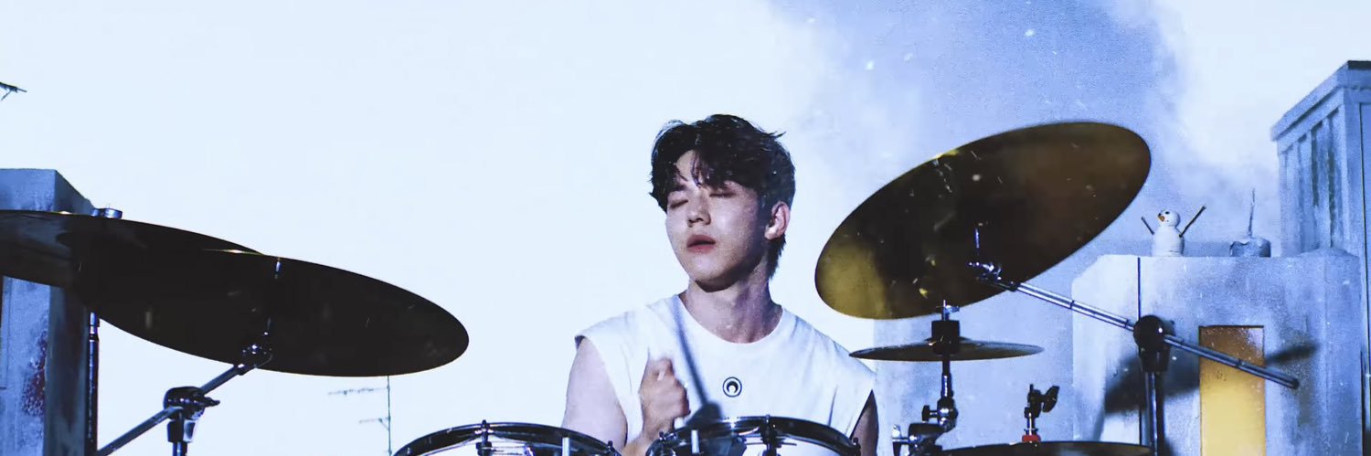 dduddubby's profile banner image