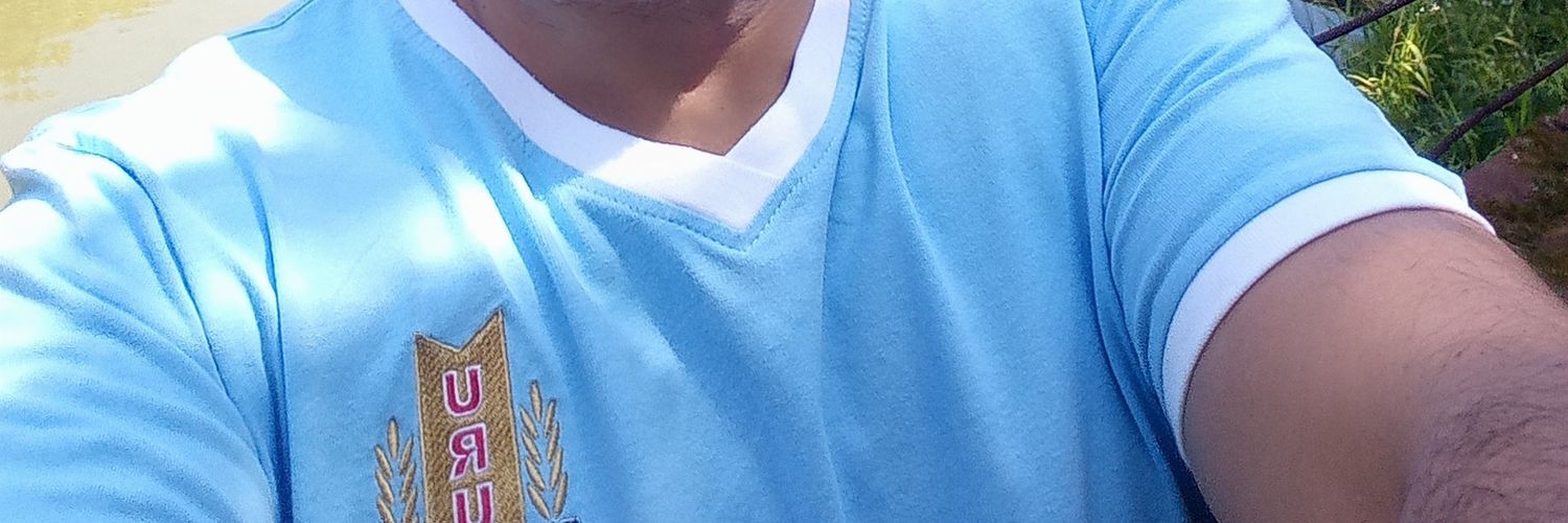 mique40's profile banner image