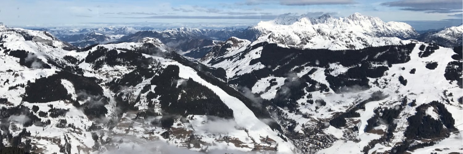 lesmwells's profile banner image