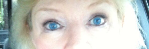 PeggyL ✨ 🇺🇸 🇺🇦 🌎 banner