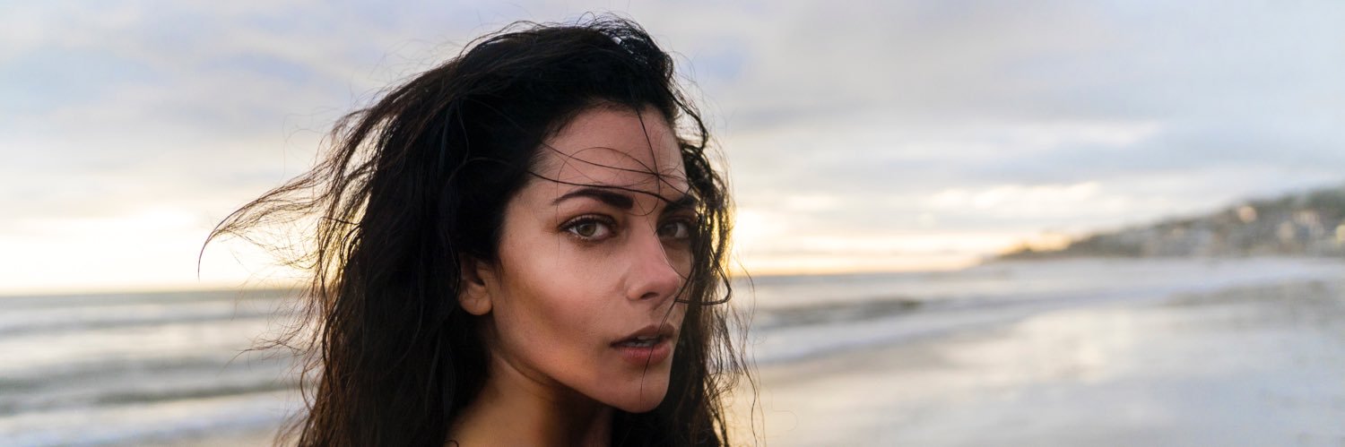Inbar Lavi banner