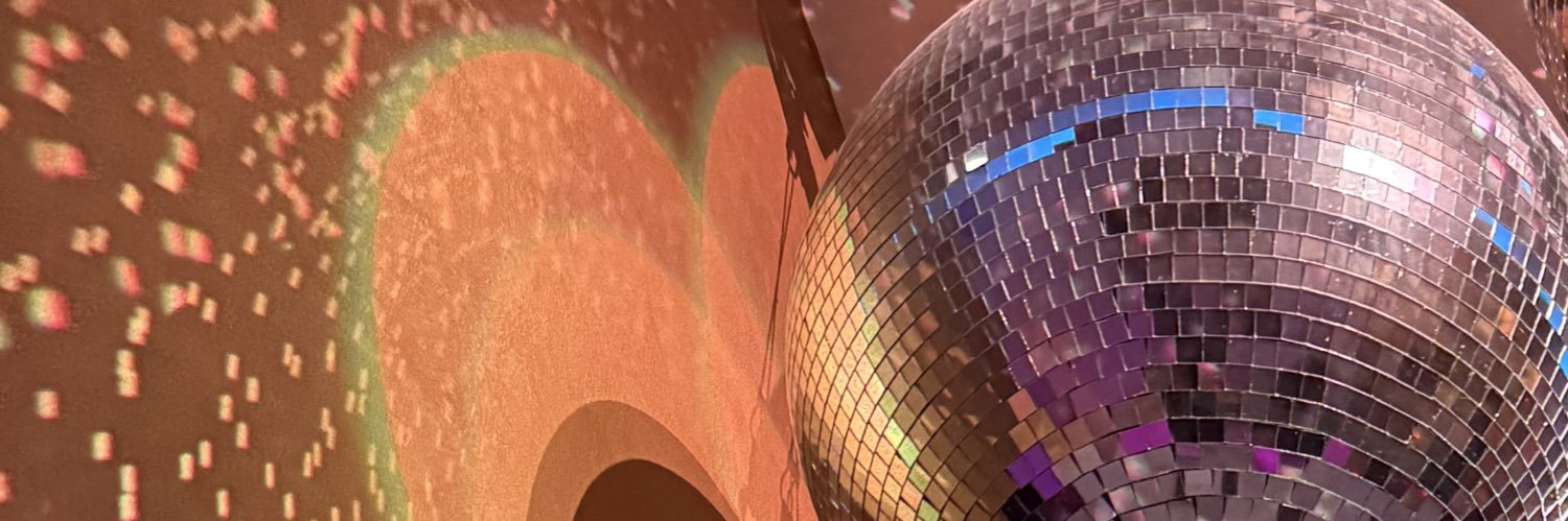 divinelysal's profile banner image