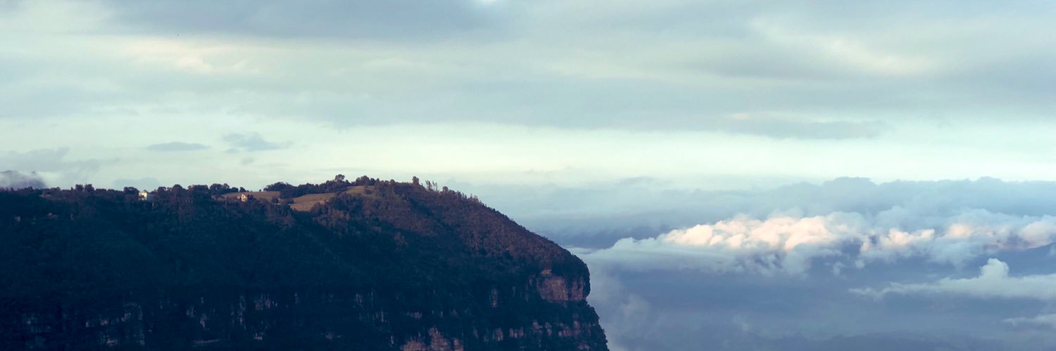 alextovarg's profile banner image