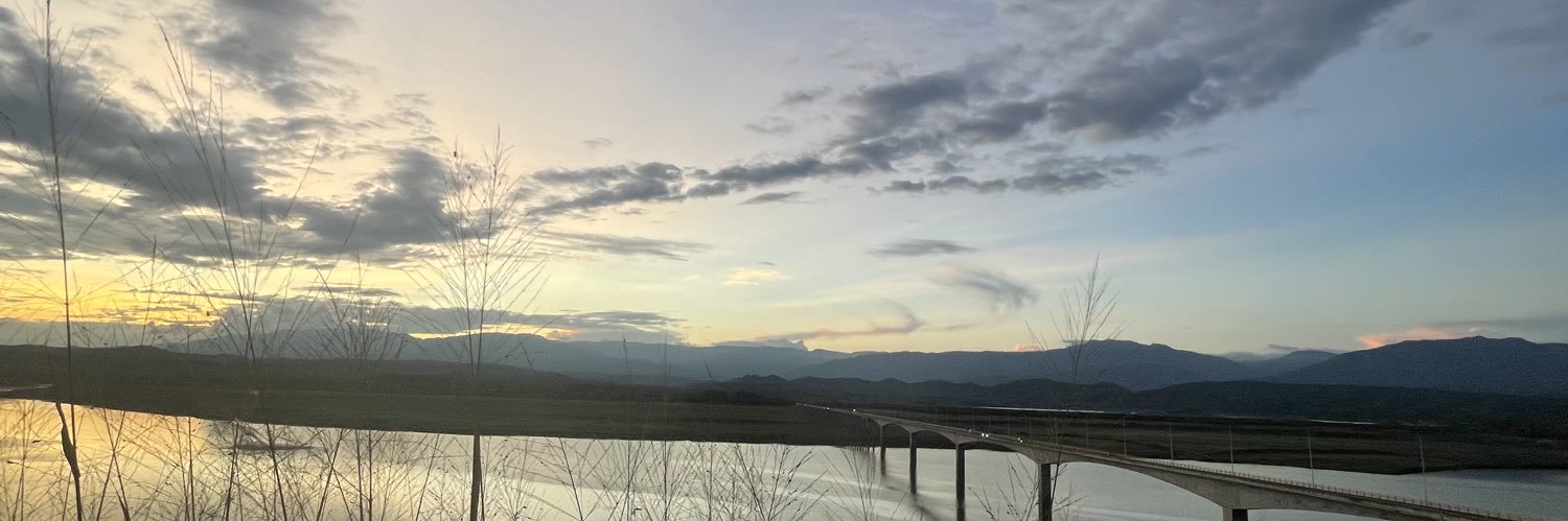camimios1's profile banner image