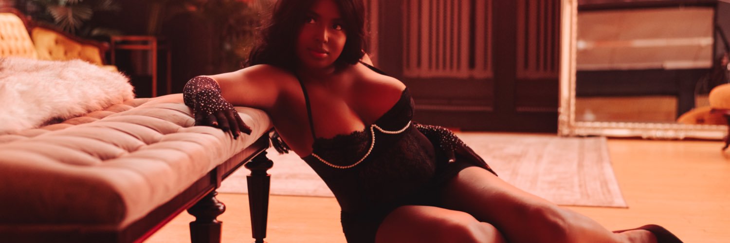 𝒜𝓋𝒶𝒽 𝒞𝑜𝒸𝑜 banner