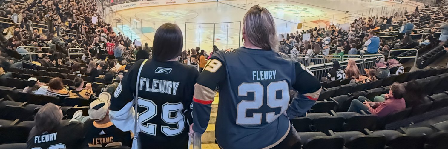 ⚜️DeAnna (Dee)🐧 banner