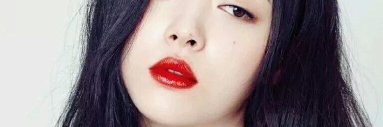 moononme's profile banner image