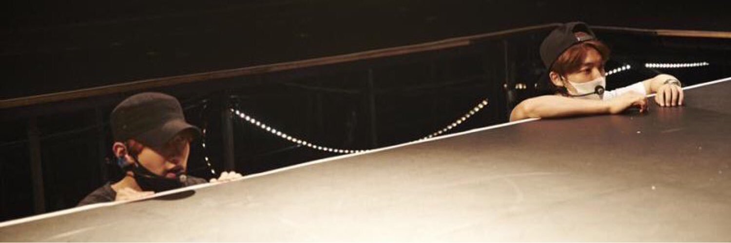 ay___015's profile banner image