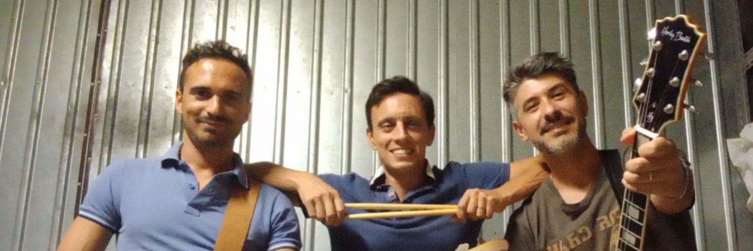 VioliAndre's profile banner image