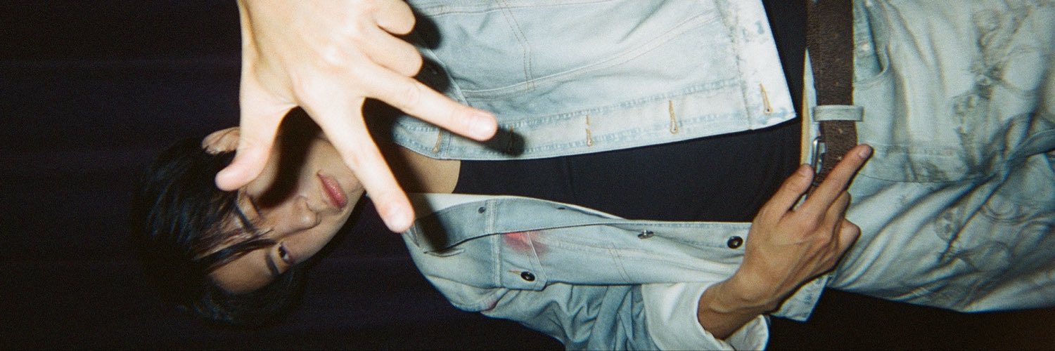 jongwoossi's profile banner image
