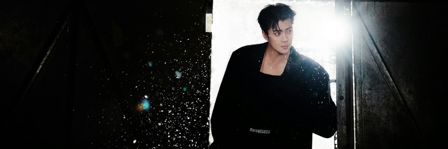QQHH_'s profile banner image