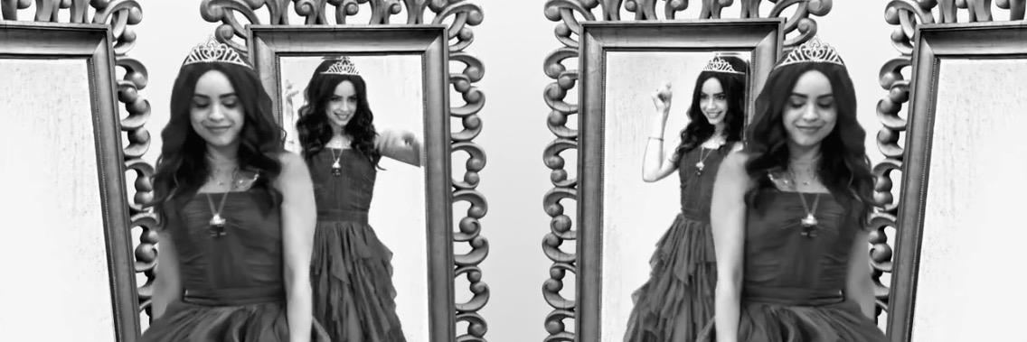 BlueberryEvie's profile banner image