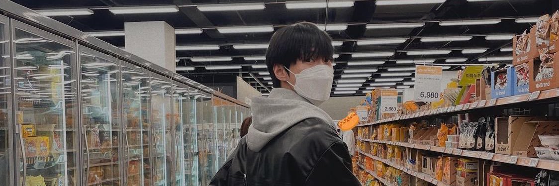 VanDerBreeze's profile banner image